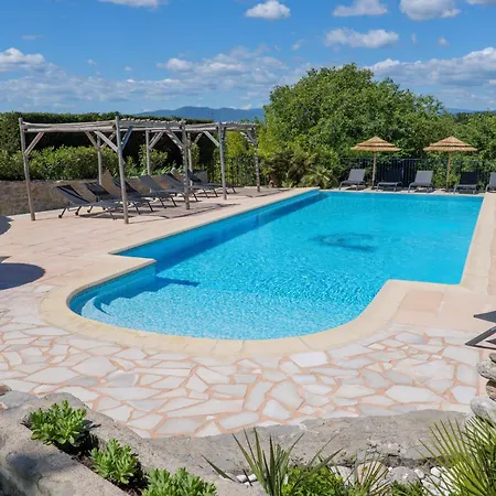 Barbouillet -village De Country house